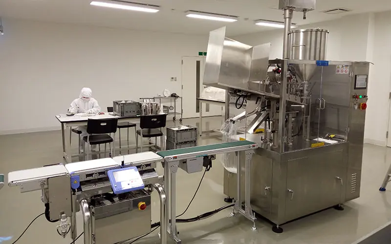 ointment filling machine (8).jpg