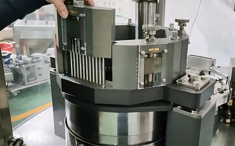 automatic capsule filling machine (6).jpg